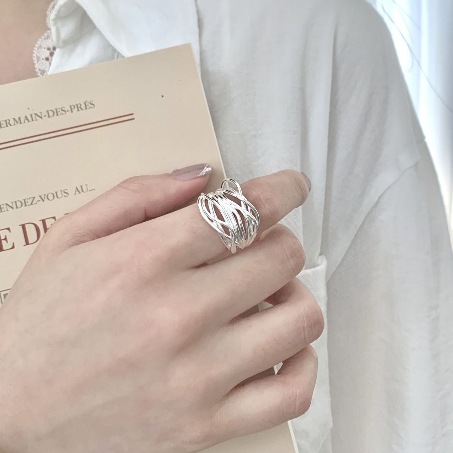 Minimalist Multi-Layered Line Cross Ring for Women, Simple and Unique Geometric Open Ring, Trendy Index Finger Ring