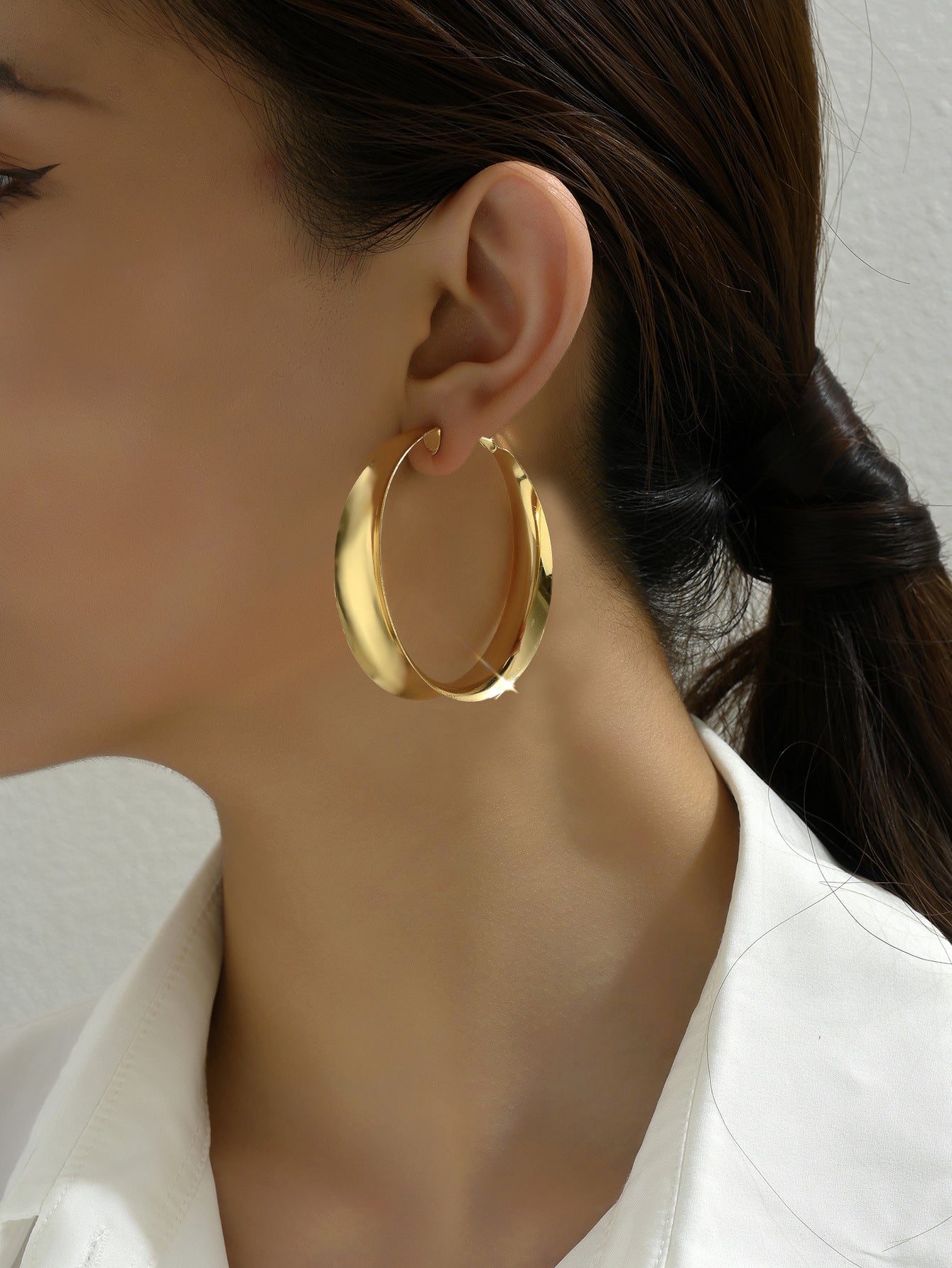 European and American simple personality exaggerated smooth earring temperament metal geometric fashion earrings high-end luxury earrings