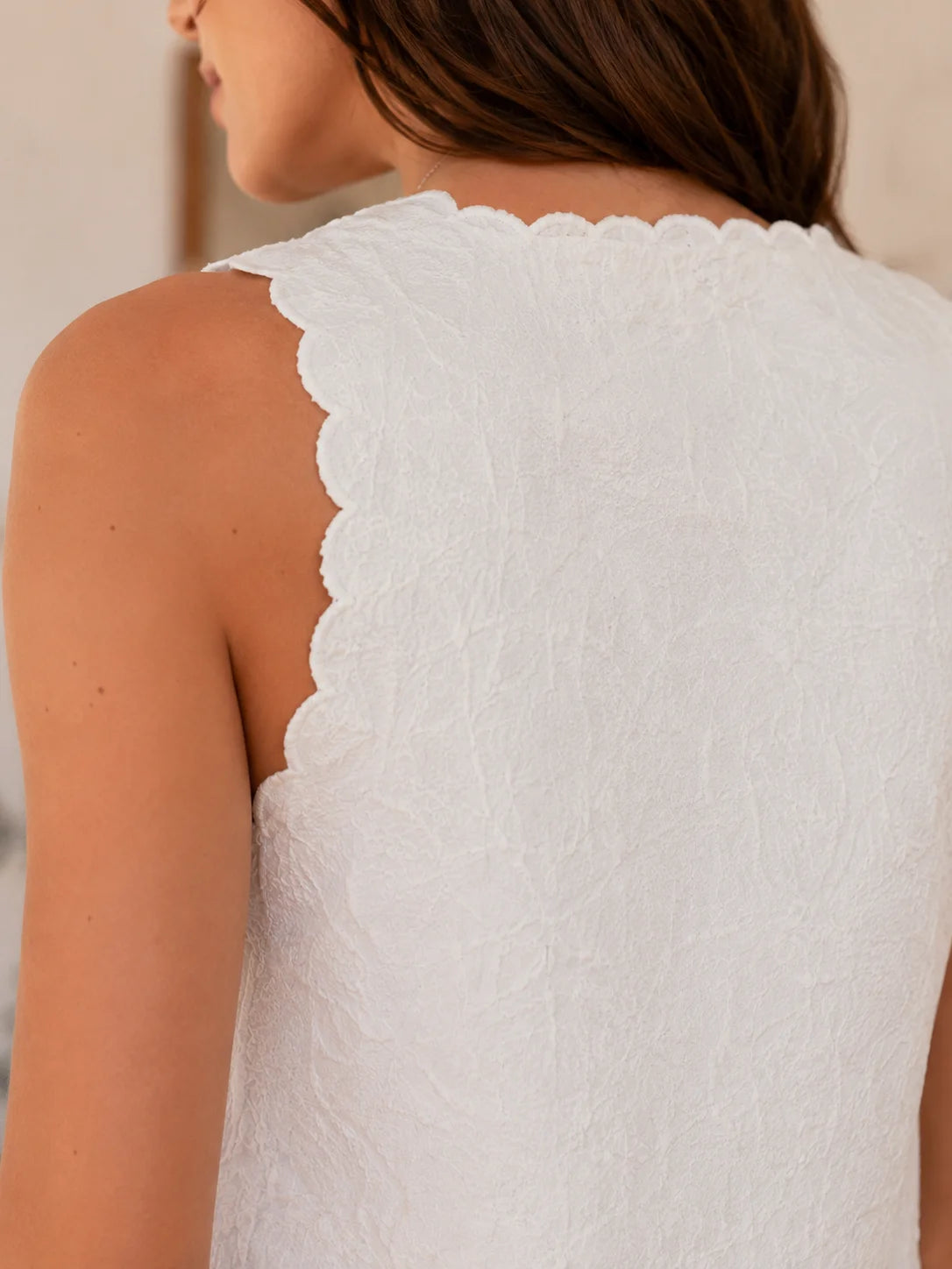 Elegant Ladies Textured Crinkled Sling Top Embroidery Thin Polyester Sleeveless Shirt Casual Daily Summer Camisole