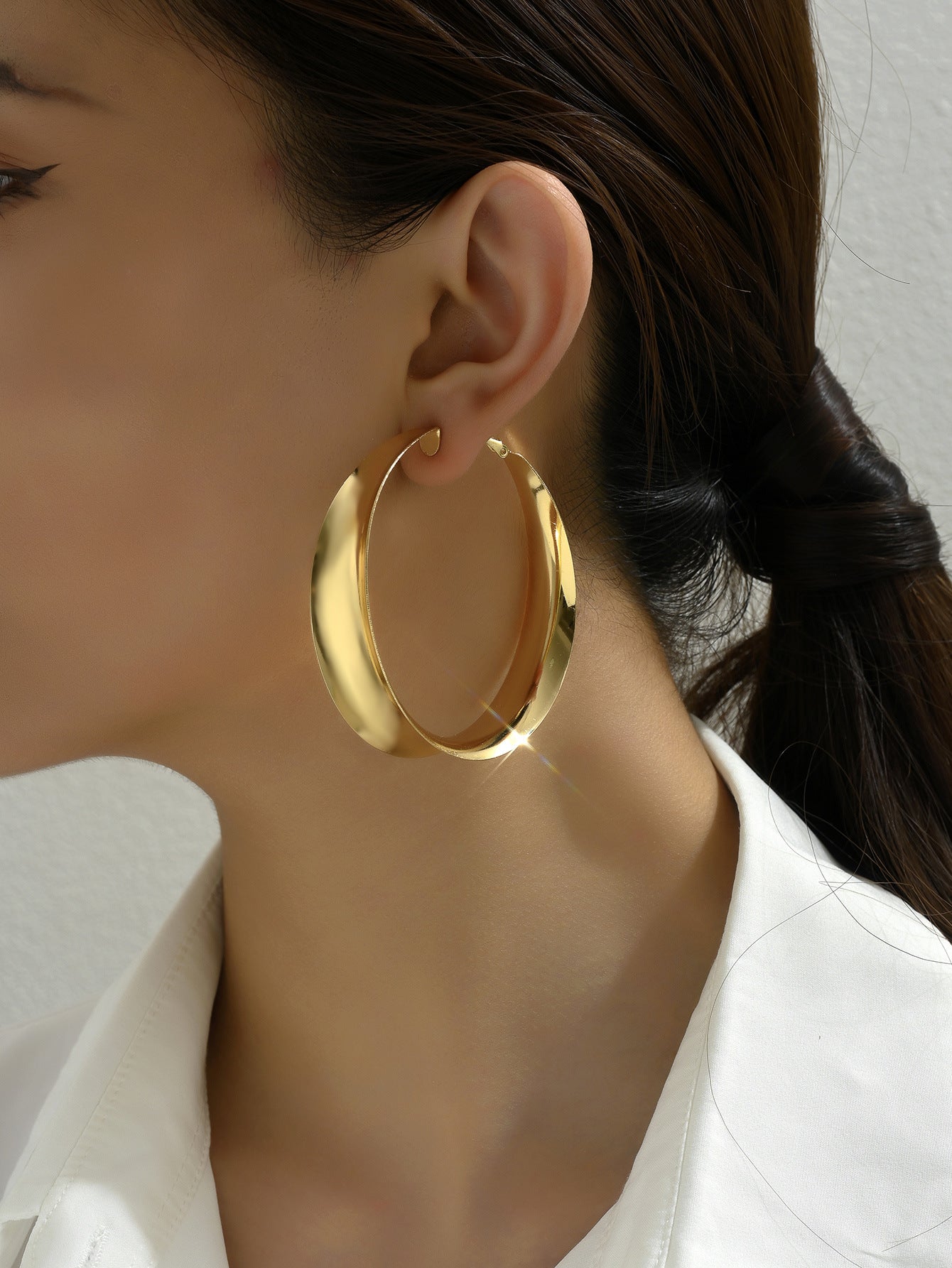 European and American simple personality exaggerated smooth earring temperament metal geometric fashion earrings high-end luxury earrings