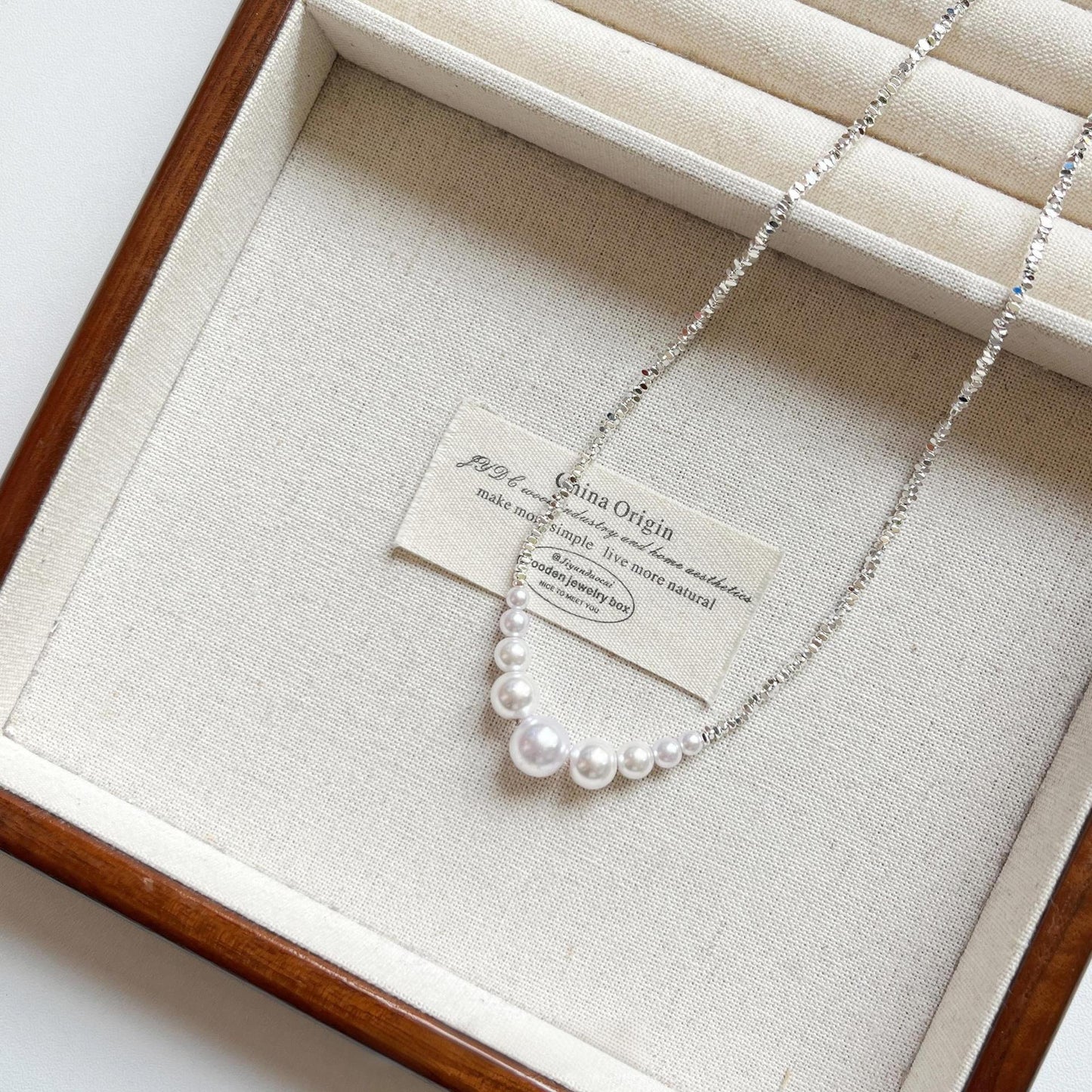 Broken Silver Pearl Necklace Women's Popular Accessible Luxury Niche Versatile Jewelry Design Clavicle Chain High-End Neck Necklace Accessories