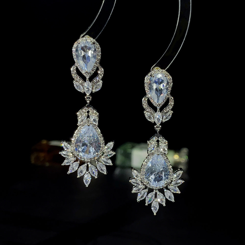 European and American Style Ins Retro Water Drop Zircon Earrings High-End Tassel Ear Clip Long Luxury Earrings Cross-Border Hot Style