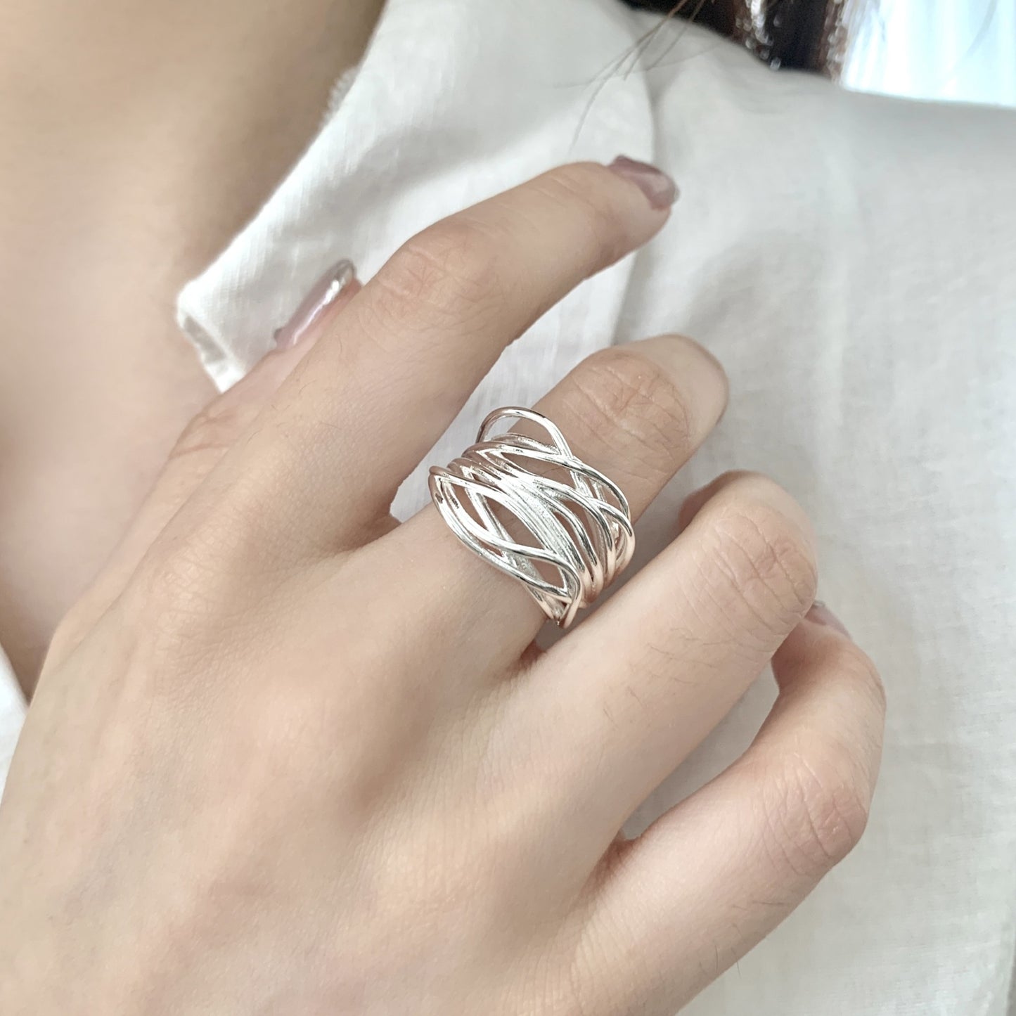 Minimalist Multi-Layered Line Cross Ring for Women, Simple and Unique Geometric Open Ring, Trendy Index Finger Ring