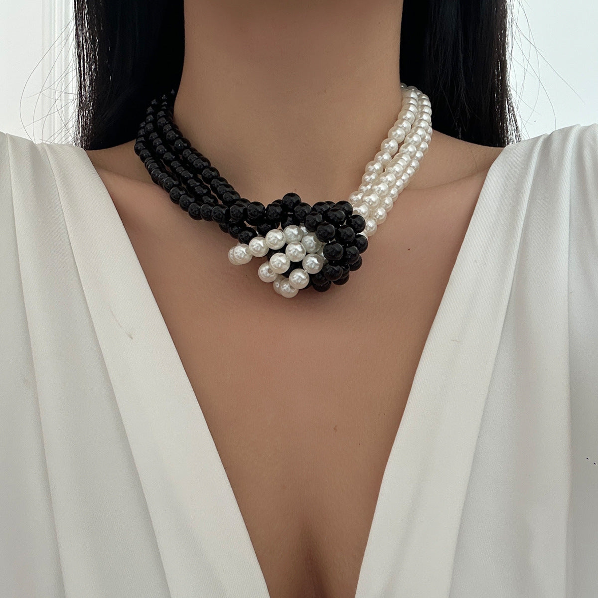 Imitation Pearl Necklace Wholesale European and American Cross-Border Fashion Retro Jewelry Women's Accessible Luxury Niche High-End Choker Necklace