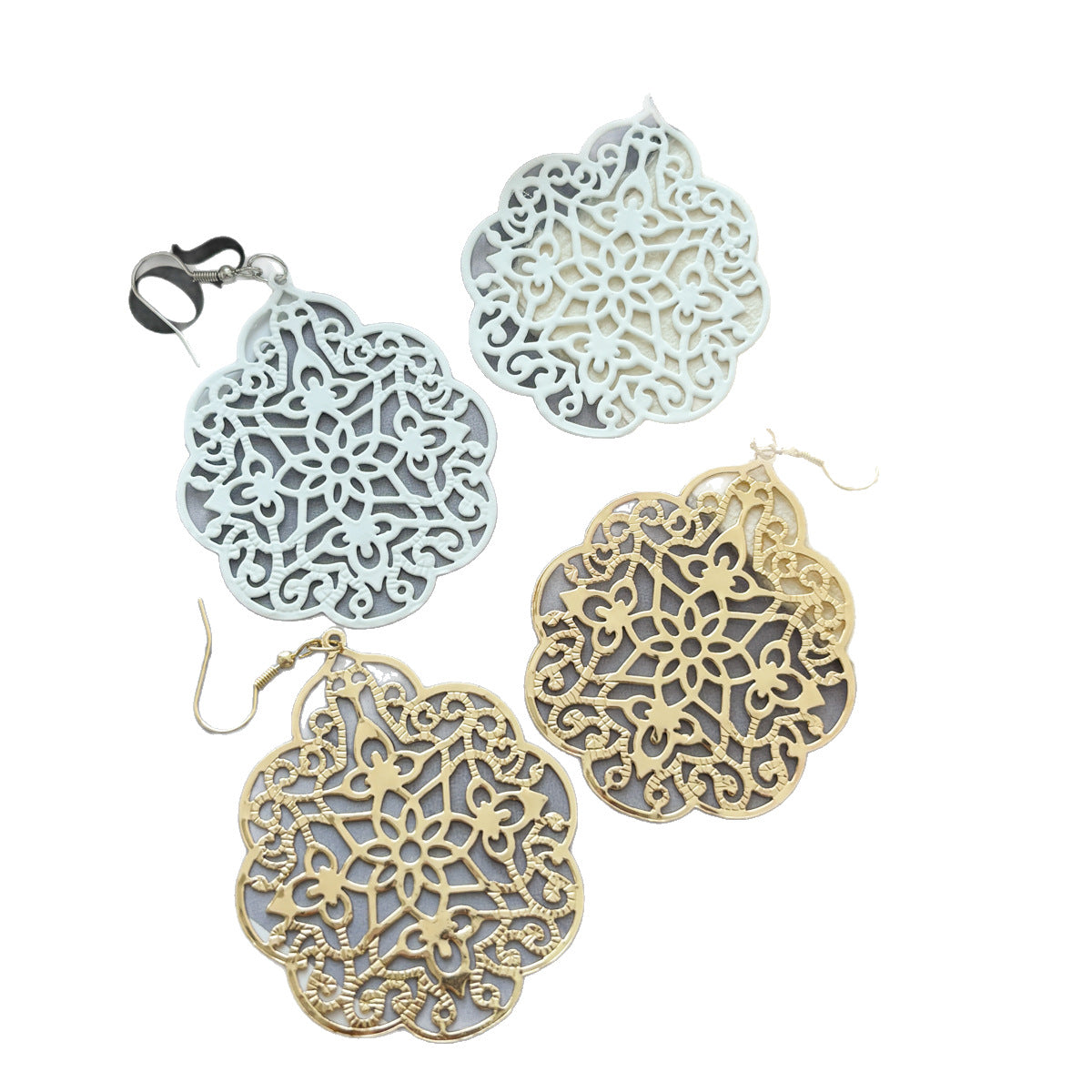 A Pair of Retro Geometric Hollow-Out Boho Earrings for Women Daily Wear