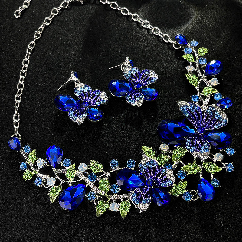 New Cross-border Exaggerated Retro Necklace suit Women Luxury Crystal Banquet Dress Accessories Collarbone Chain Factory Direct Sale