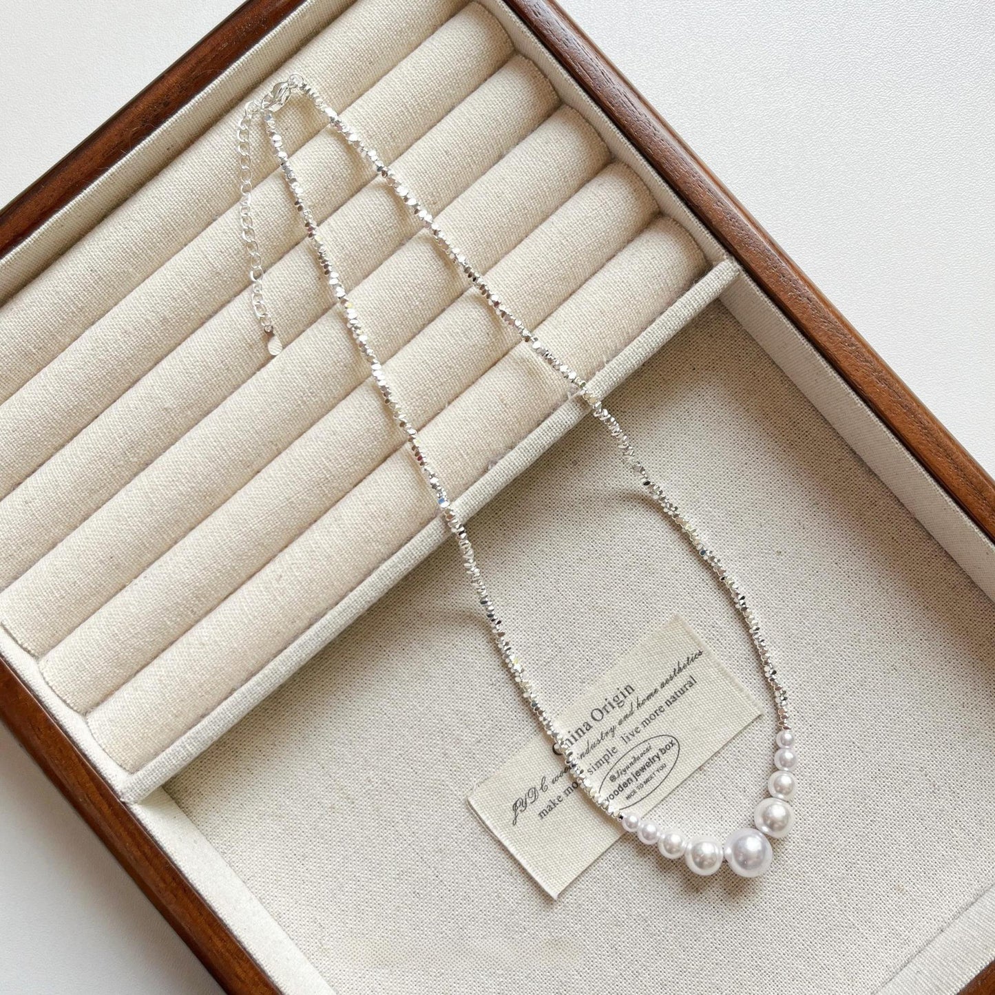 Broken Silver Pearl Necklace Women's Popular Accessible Luxury Niche Versatile Jewelry Design Clavicle Chain High-End Neck Necklace Accessories