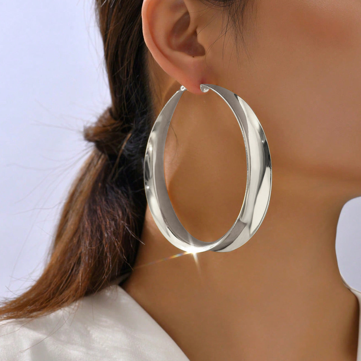 European and American simple personality exaggerated smooth earring temperament metal geometric fashion earrings high-end luxury earrings
