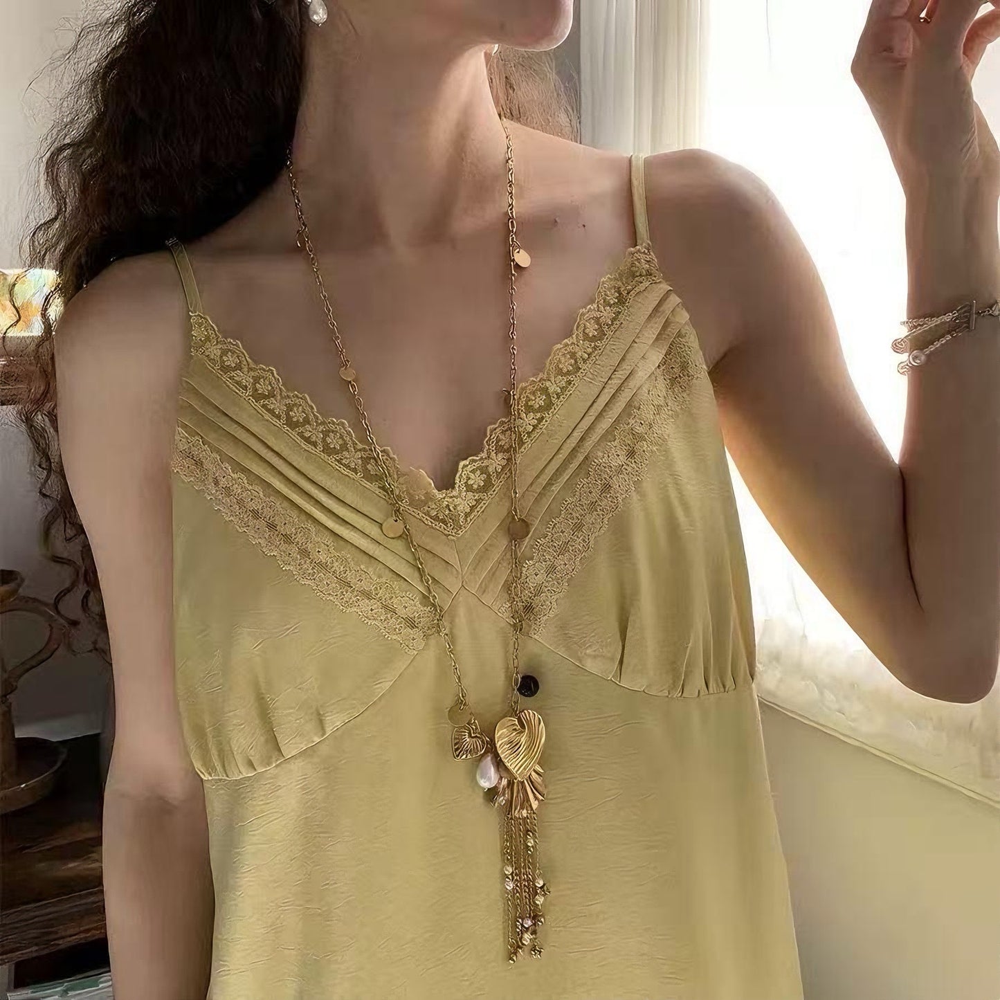 Wishing Meteor Golden Love Tassel Long Necklace Women's Niche Design Light Luxury High-End Sweater Chain Accessories