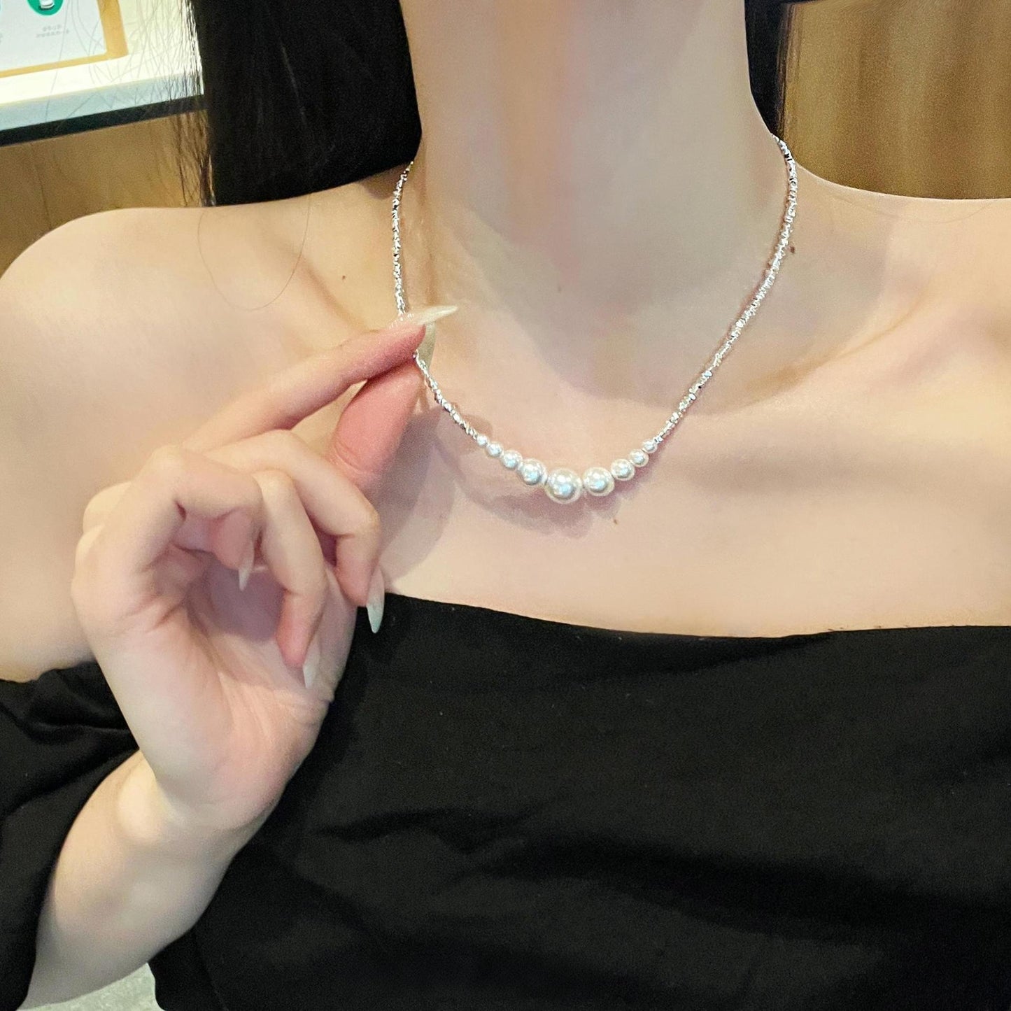 Broken Silver Pearl Necklace Women's Popular Accessible Luxury Niche Versatile Jewelry Design Clavicle Chain High-End Neck Necklace Accessories