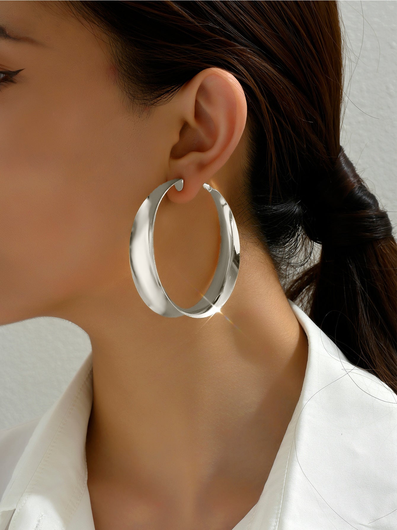 European and American simple personality exaggerated smooth earring temperament metal geometric fashion earrings high-end luxury earrings