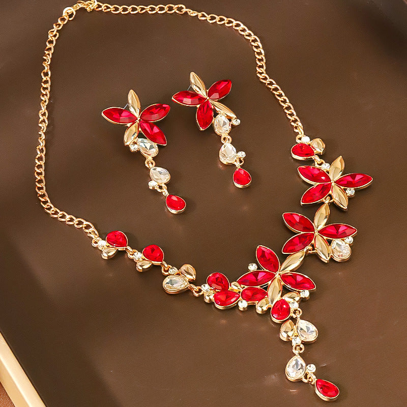 New Cross-border Exaggerated Retro Necklace suit Women Luxury Crystal Banquet Dress Accessories Collarbone Chain Factory Direct Sale