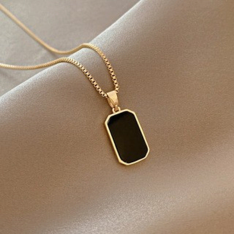 Double-Layer Necklace 2024 New Women's Sweater Chain Accessible Luxury Niche Design High-End Non-Fading Clavicle Chain Accessories