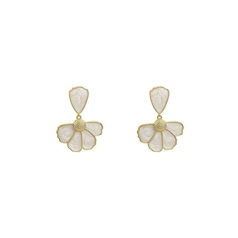 2024 a fan leaf zinc alloy one love women's earrings drop oil high-end sense Joker ladies jewelry direct sales