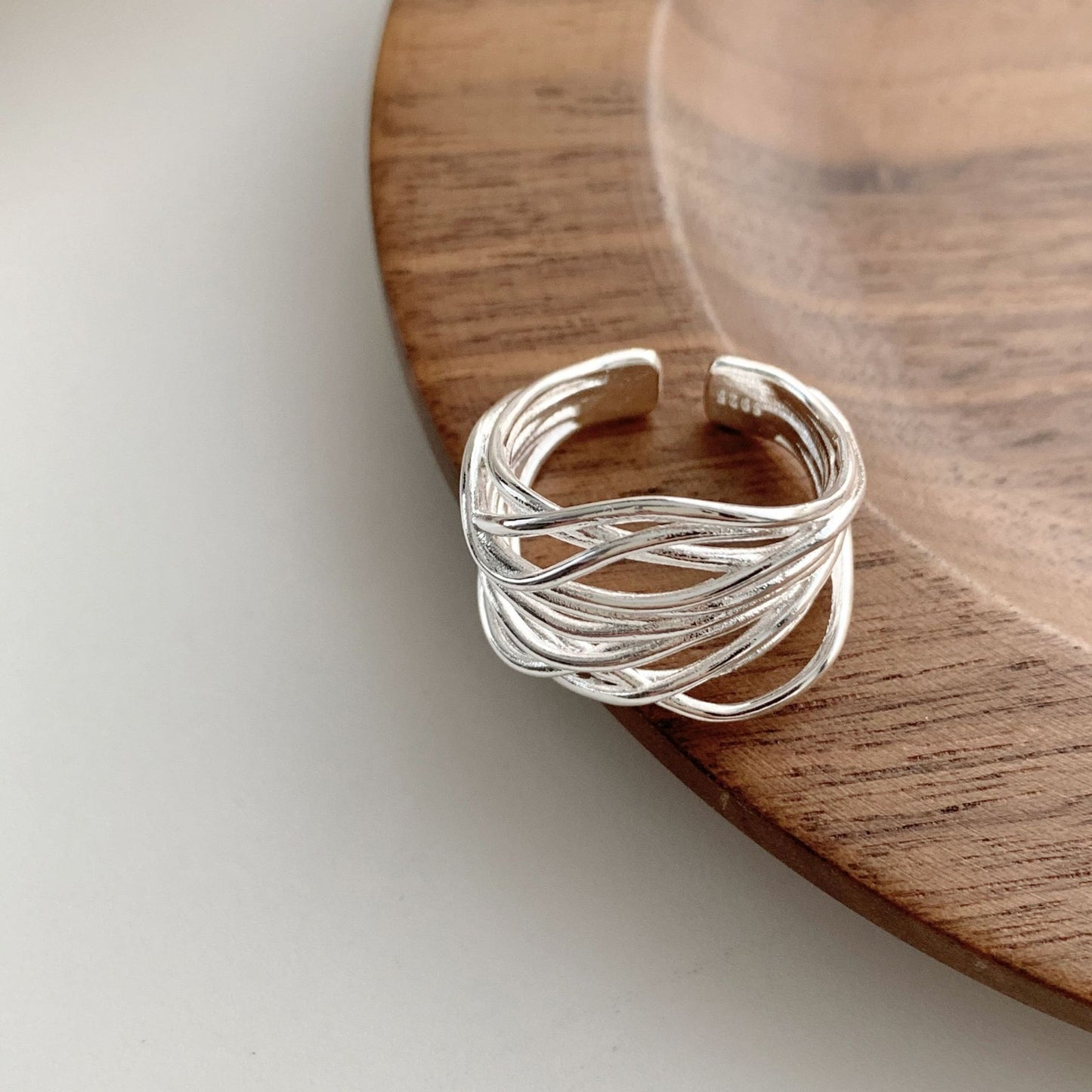 Minimalist Multi-Layered Line Cross Ring for Women, Simple and Unique Geometric Open Ring, Trendy Index Finger Ring