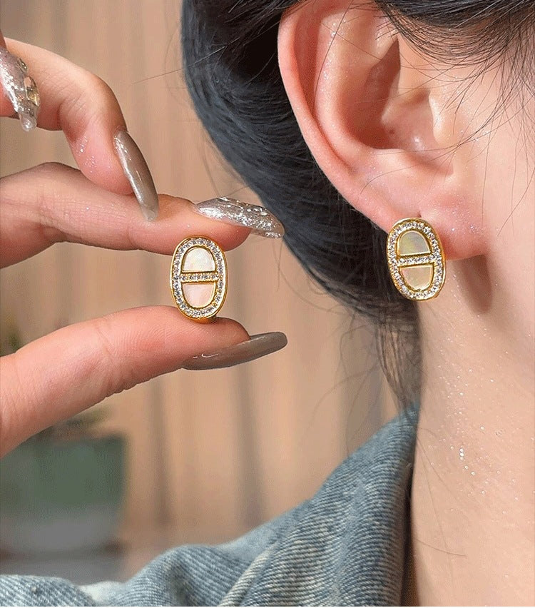 Real Gold Electroplating Niche Design High-End Micro-Encrusted Pig Nose Earrings for Women S925 Sterling Silver Needle Simple Accessible Luxury Earrings