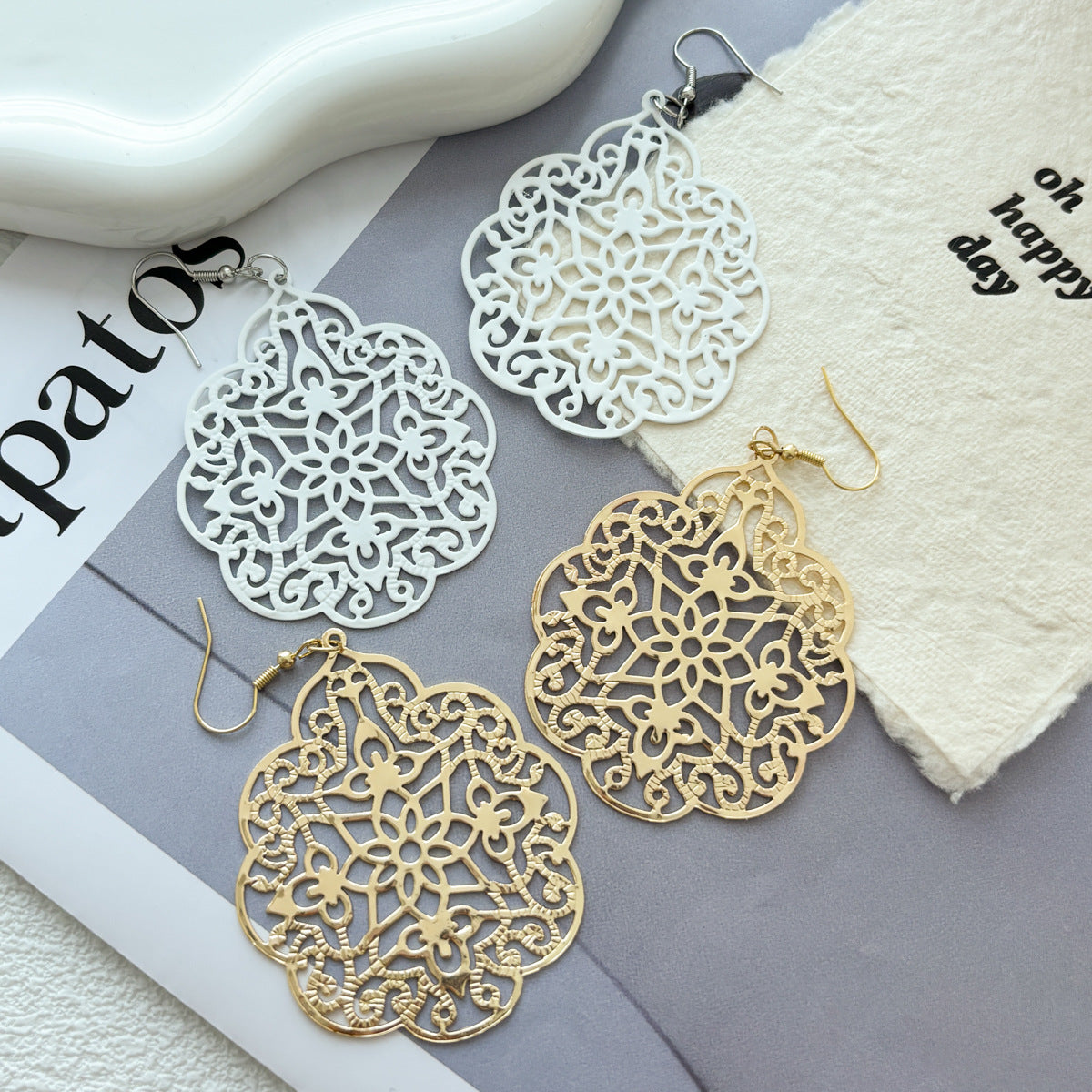 A Pair of Retro Geometric Hollow-Out Boho Earrings for Women Daily Wear