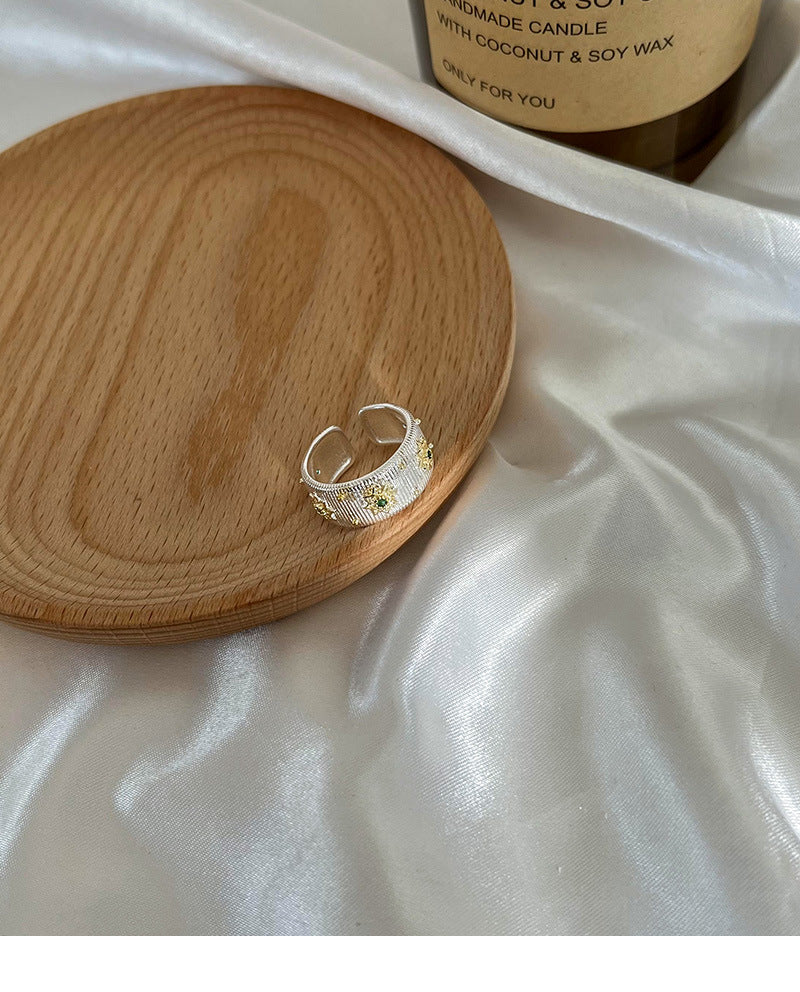 Cloth Style Retro Green Sparkling Diamond Starburst Ring Women's Ring Niche Design 2024 New Trendy Korean Accessible Luxury