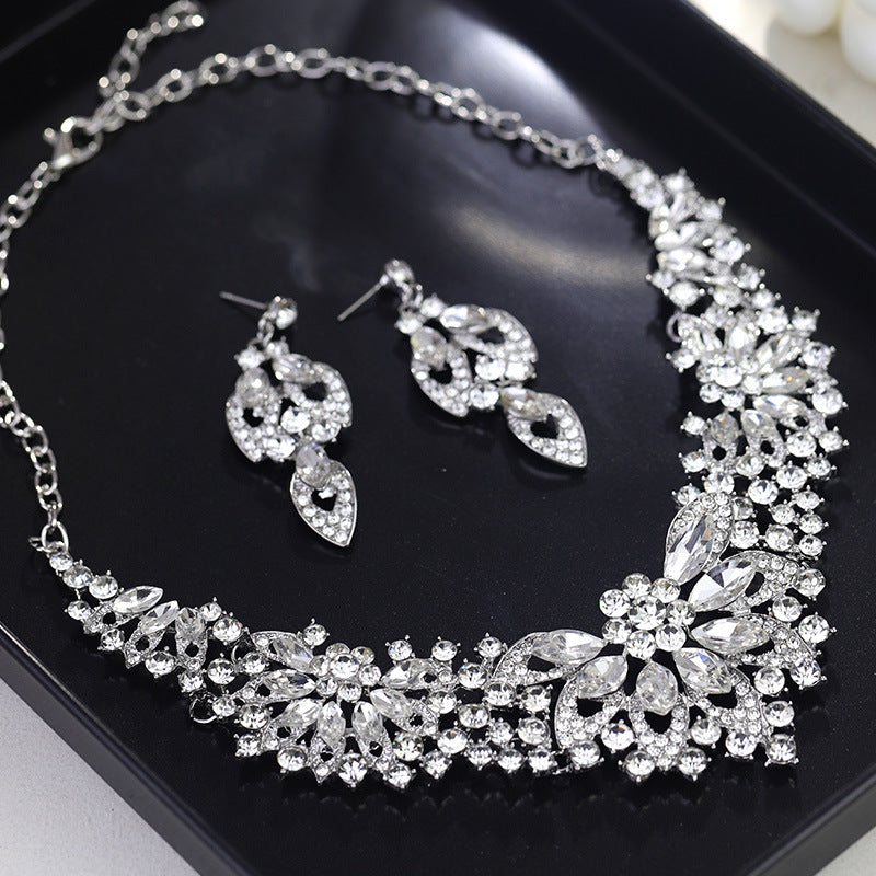 New Cross-border Exaggerated Retro Necklace suit Women Luxury Crystal Banquet Dress Accessories Collarbone Chain Factory Direct Sale