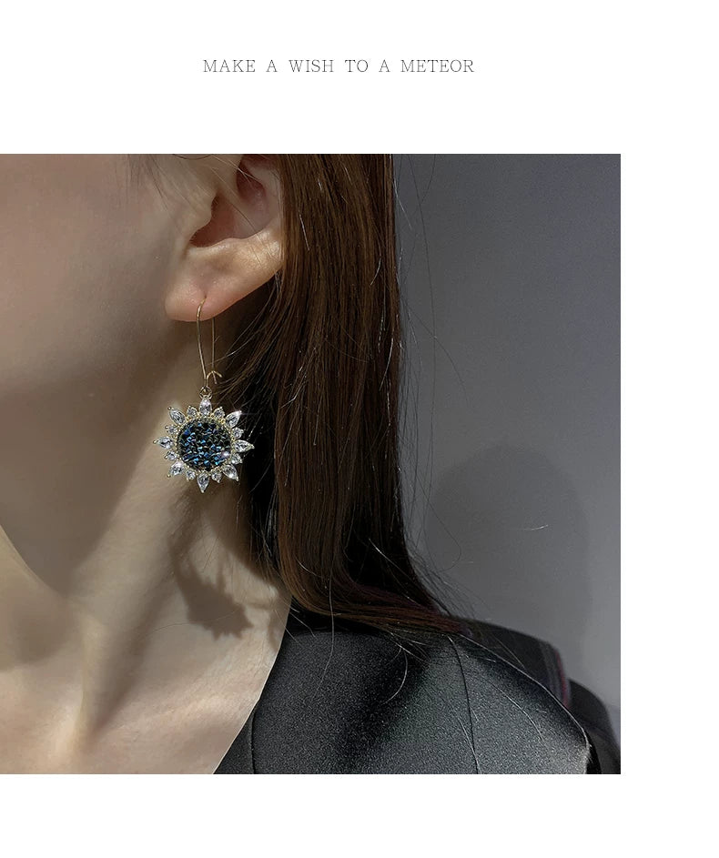 Autumn and Winter Earrings Korean Style Zircon Full Diamond Sunflower Hoop Earrings Design Trendy Internet Celebrity Earrings for Women Sparkling Diamond Circle