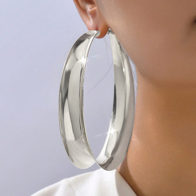 European and American simple personality exaggerated smooth earring temperament metal geometric fashion earrings high-end luxury earrings
