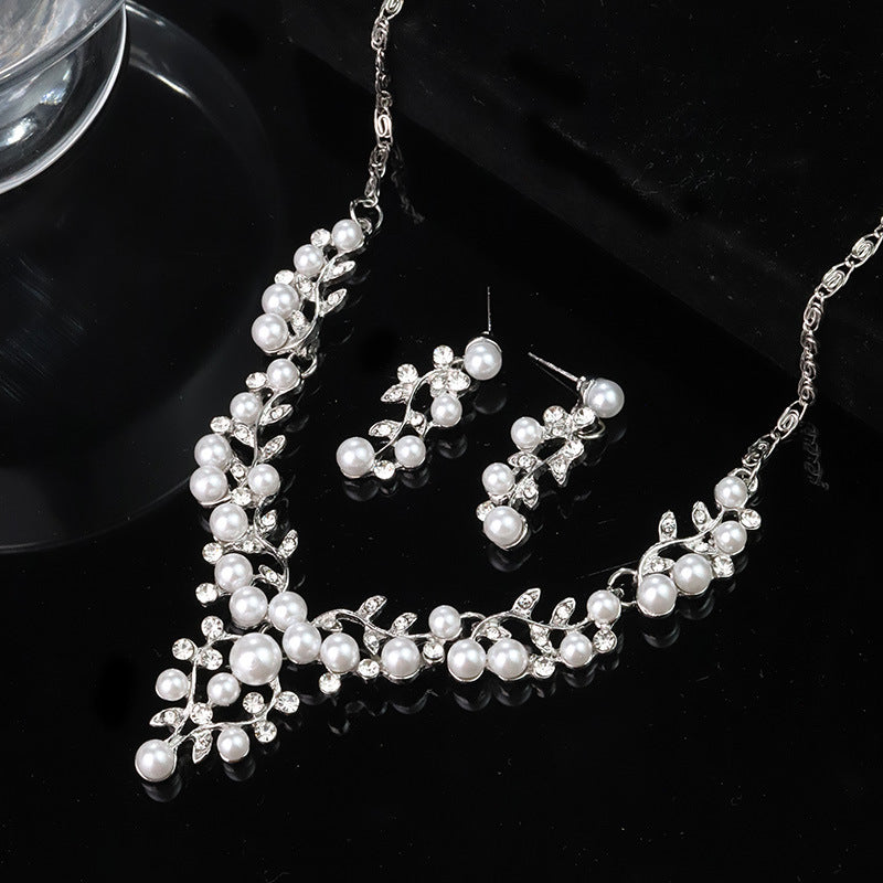 New Cross-border Exaggerated Retro Necklace suit Women Luxury Crystal Banquet Dress Accessories Collarbone Chain Factory Direct Sale