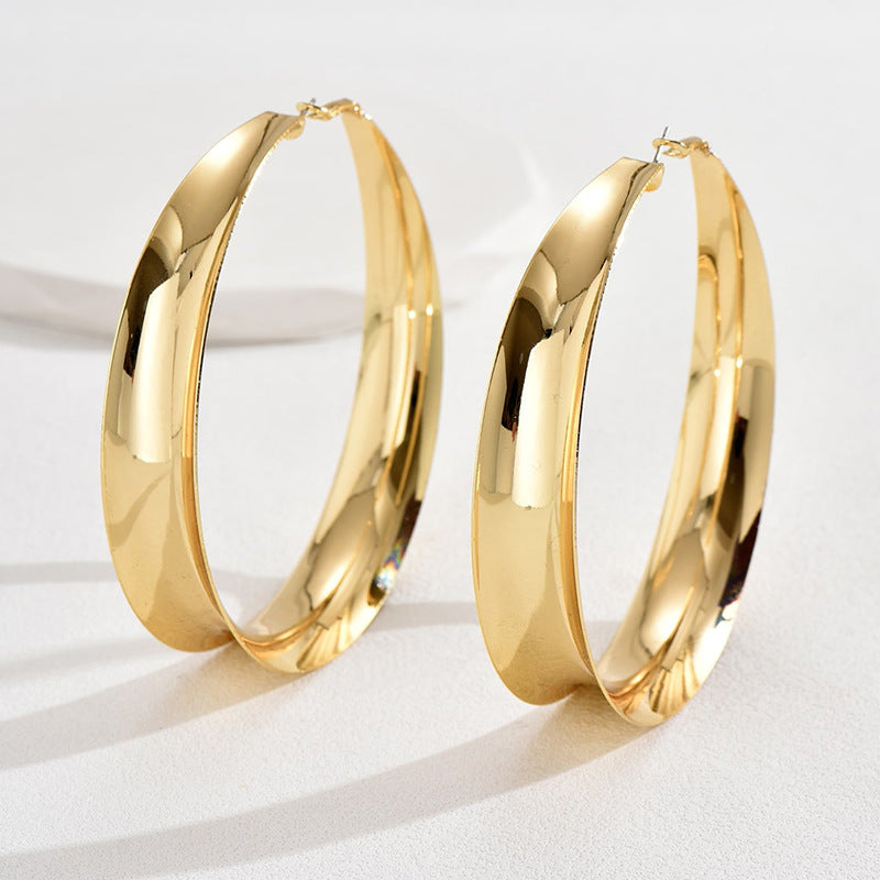 European and American simple personality exaggerated smooth earring temperament metal geometric fashion earrings high-end luxury earrings