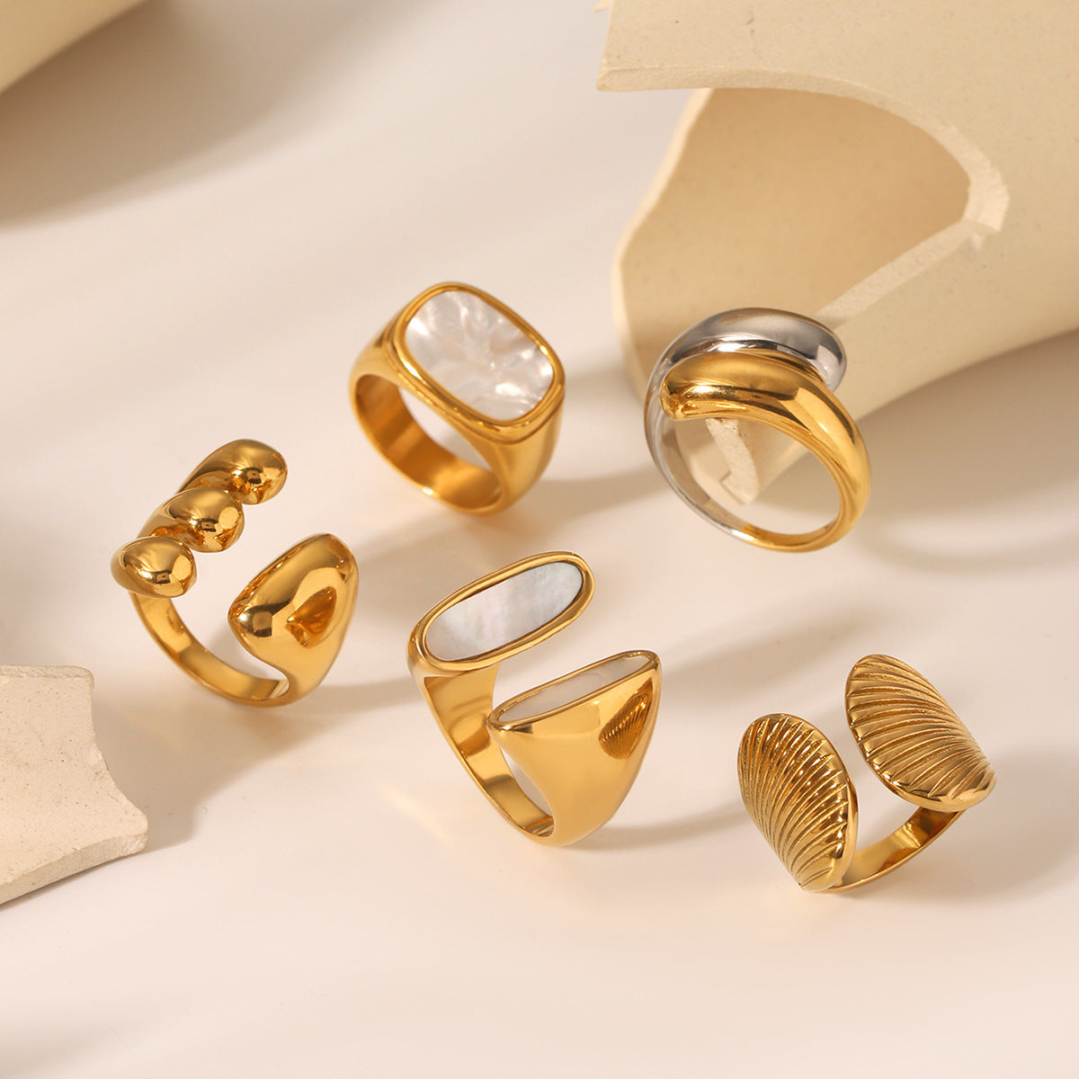 European and American stainless steel shell opening ring inlaid white shell ring women's non-fading ring high-level color matching jewelry