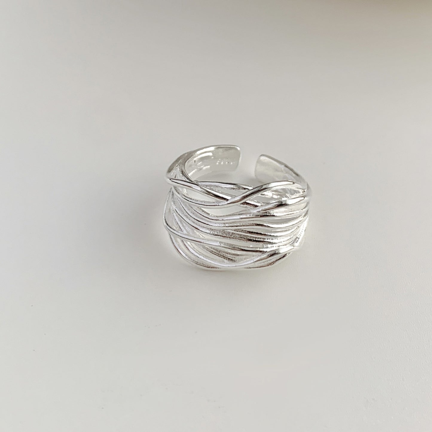 Minimalist Multi-Layered Line Cross Ring for Women, Simple and Unique Geometric Open Ring, Trendy Index Finger Ring