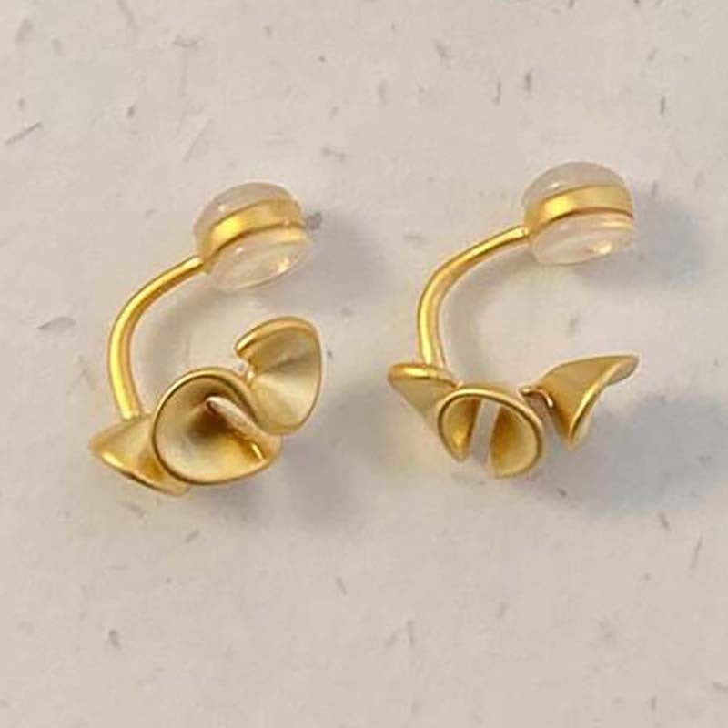 Dumb Golden Earrings Light Luxury High-end Atmospheric 2025 New Explosive Earrings Design Niche Unique Earrings for Women