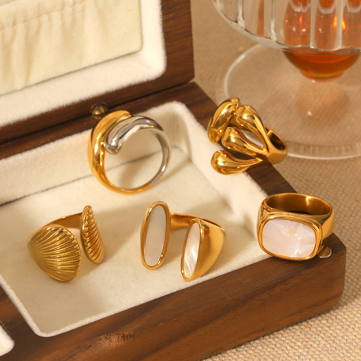 European and American stainless steel shell opening ring inlaid white shell ring women's non-fading ring high-level color matching jewelry