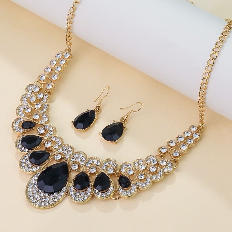 New Cross-border Exaggerated Retro Necklace suit Women Luxury Crystal Banquet Dress Accessories Collarbone Chain Factory Direct Sale