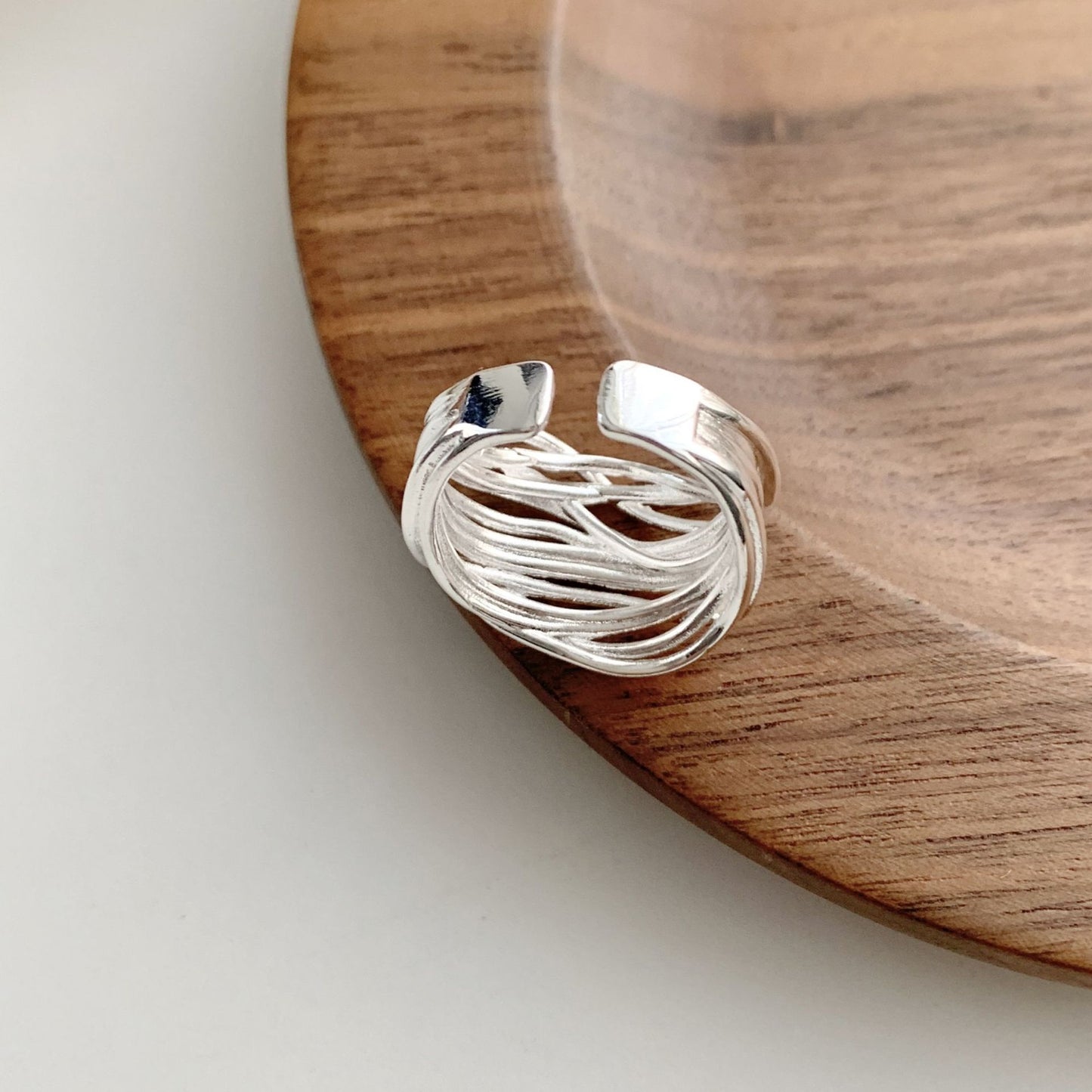 Minimalist Multi-Layered Line Cross Ring for Women, Simple and Unique Geometric Open Ring, Trendy Index Finger Ring