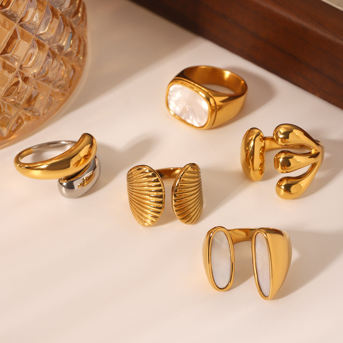 European and American stainless steel shell opening ring inlaid white shell ring women's non-fading ring high-level color matching jewelry