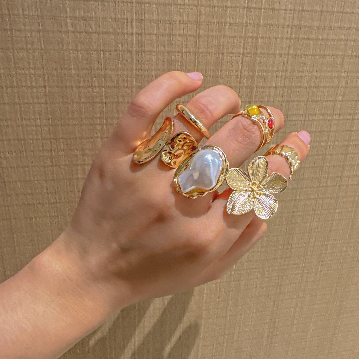 European and American Baroque-Style Faux Pearl Ring Set for Women, Niche Exaggerated Open Rings, Vintage Floral Rings