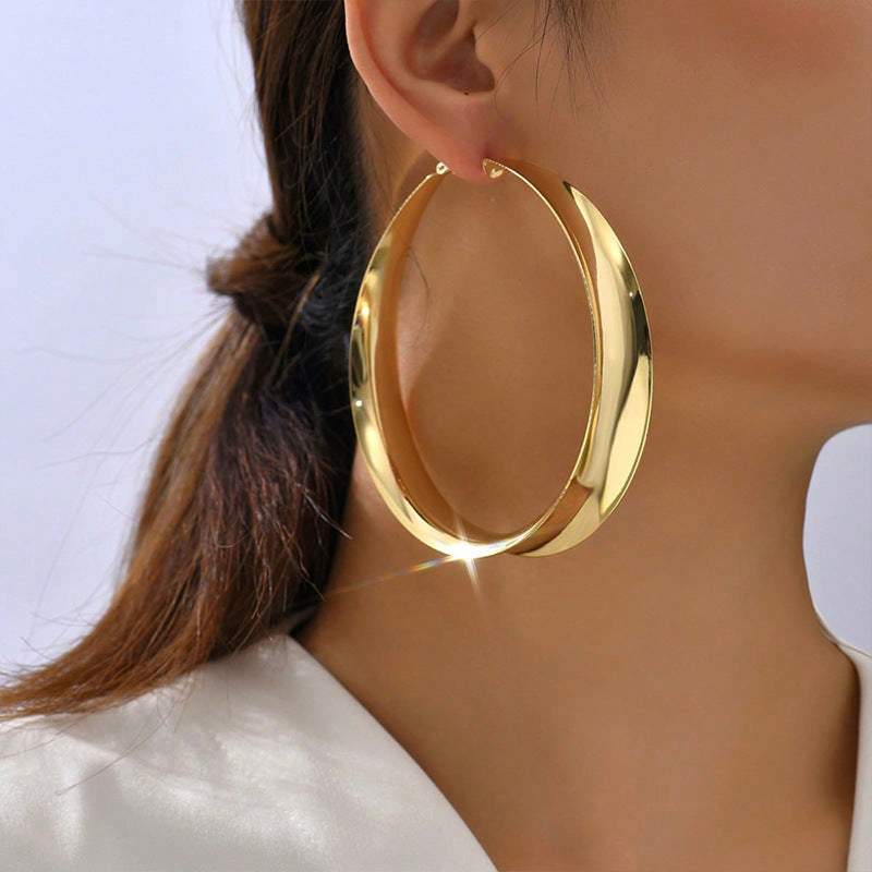 European and American simple personality exaggerated smooth earring temperament metal geometric fashion earrings high-end luxury earrings