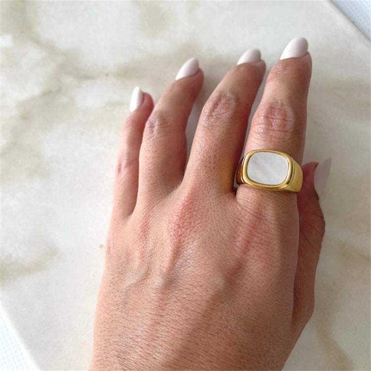 Niche Design Square White Mother-Of-Pearl Ring, Light Luxury Gold-Plated Index Finger Ring, Versatile and High-End Ring for Women