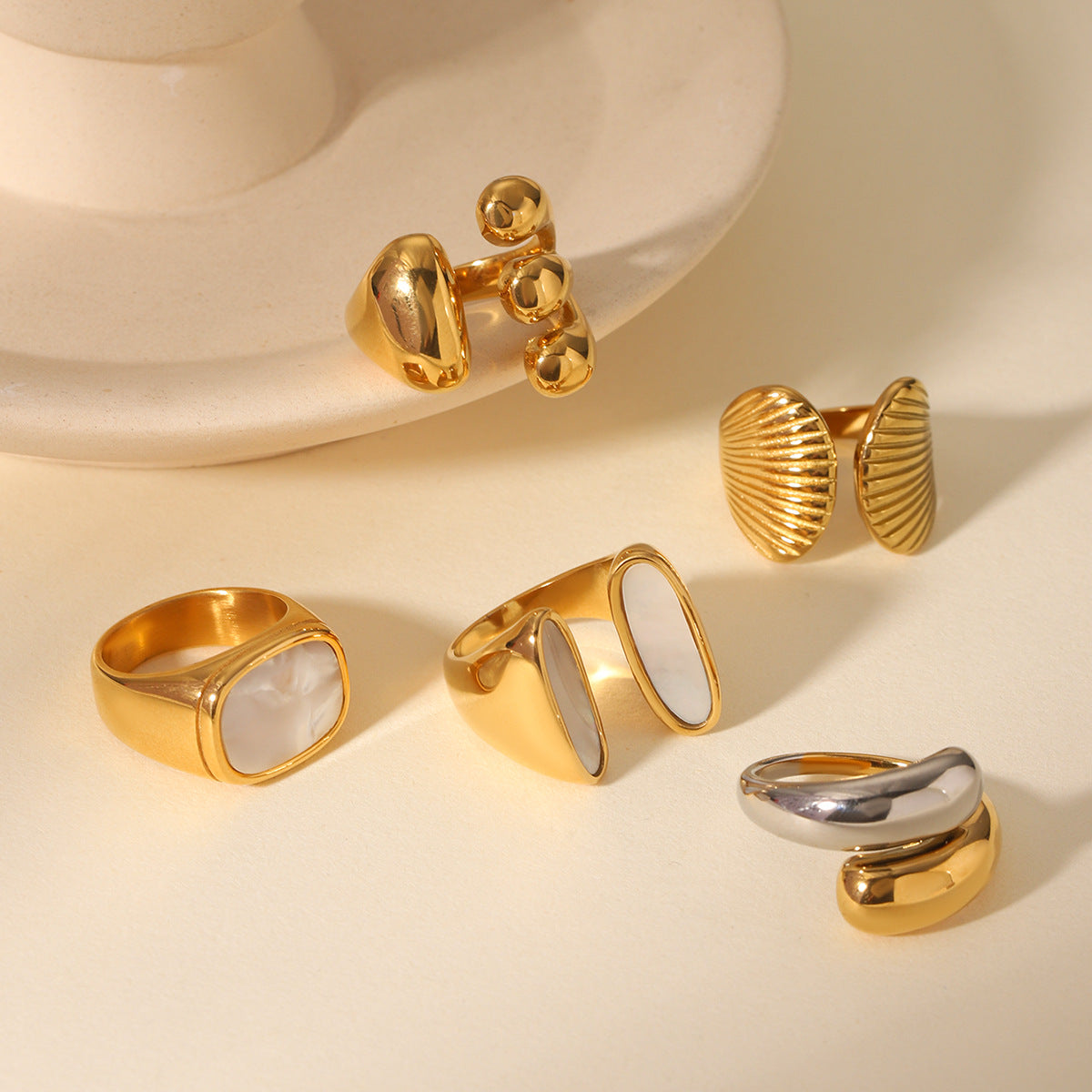 European and American stainless steel shell opening ring inlaid white shell ring women's non-fading ring high-level color matching jewelry