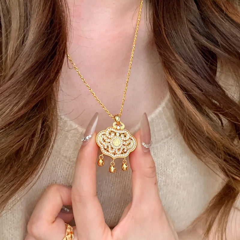New Boutique Light Luxury High-grade Brushed Inlaid Zircon Enamel Longlife Lock Necklace Female Niche All-match Clavicle Chain