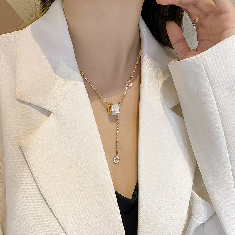 Double-Layer Necklace 2024 New Women's Sweater Chain Accessible Luxury Niche Design High-End Non-Fading Clavicle Chain Accessories
