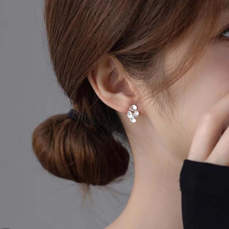 Dumb Golden Earrings Light Luxury High-end Atmospheric 2025 New Explosive Earrings Design Niche Unique Earrings for Women