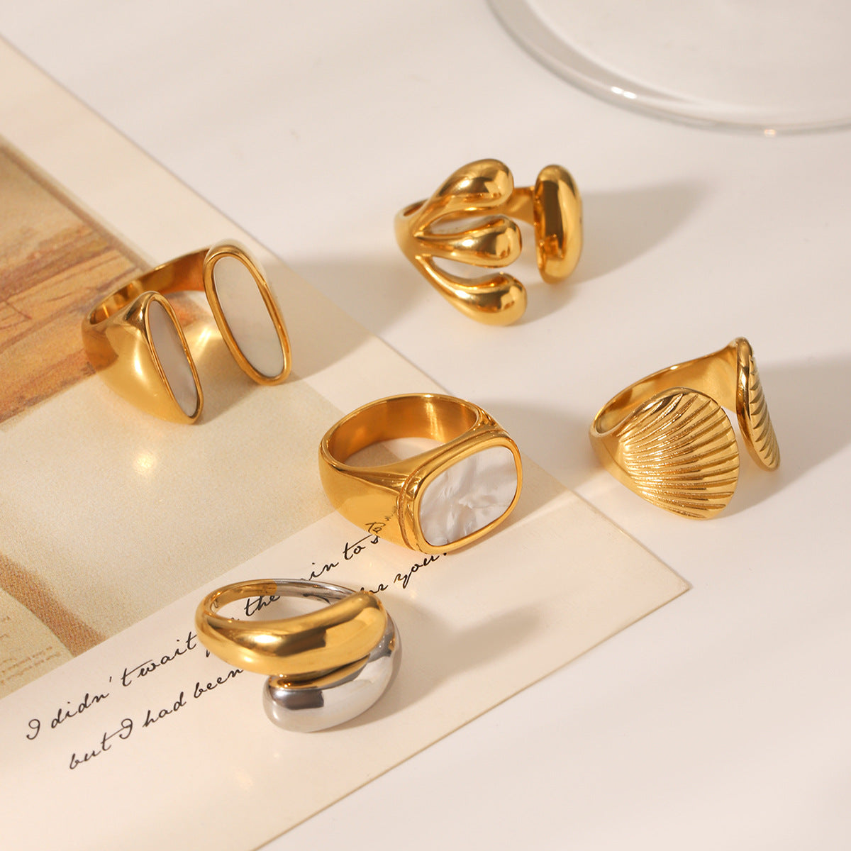 European and American stainless steel shell opening ring inlaid white shell ring women's non-fading ring high-level color matching jewelry