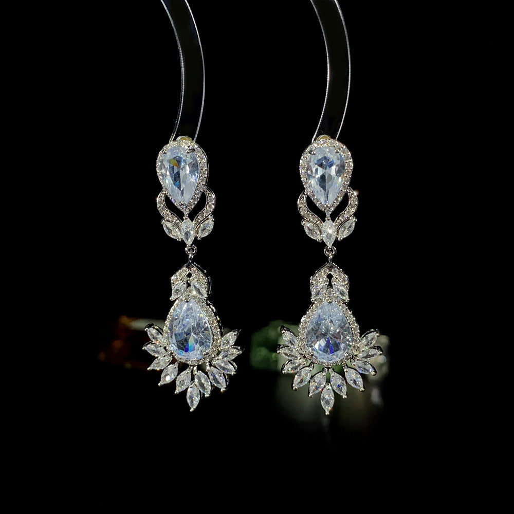 European and American Style Ins Retro Water Drop Zircon Earrings High-End Tassel Ear Clip Long Luxury Earrings Cross-Border Hot Style