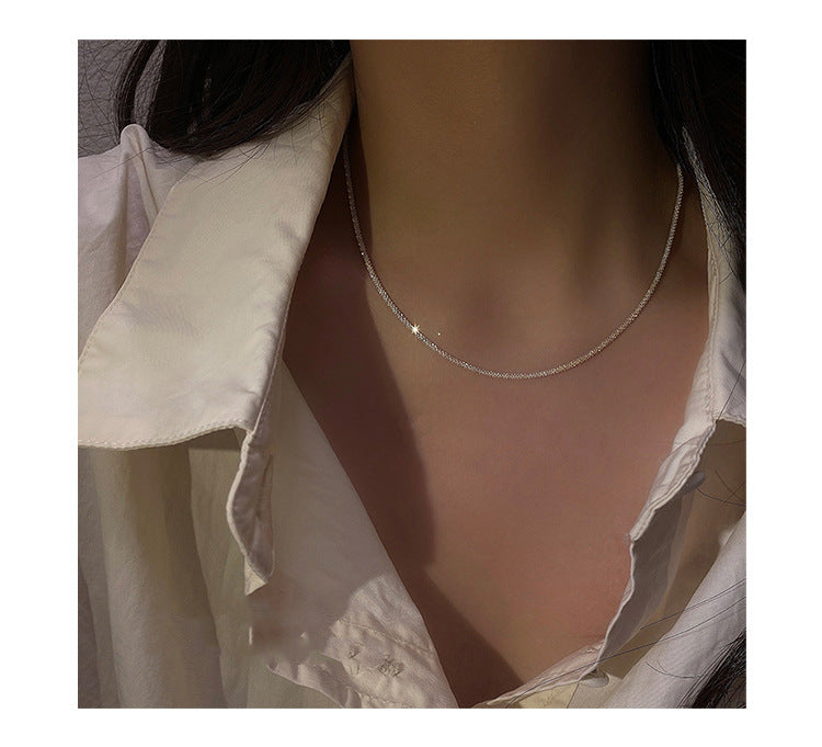 Sparkling Necklace Women's Light Luxury Niche Lockbone Chain New High-end Star Necklace Chain Simple Accessories
