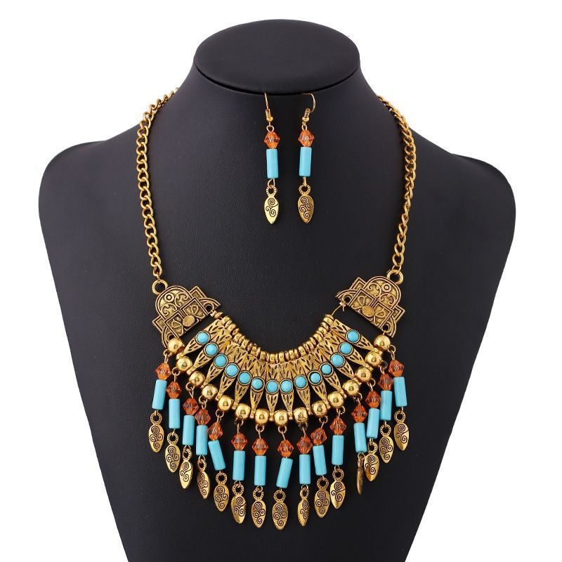 New Cross-border Exaggerated Retro Necklace suit Women Luxury Crystal Banquet Dress Accessories Collarbone Chain Factory Direct Sale