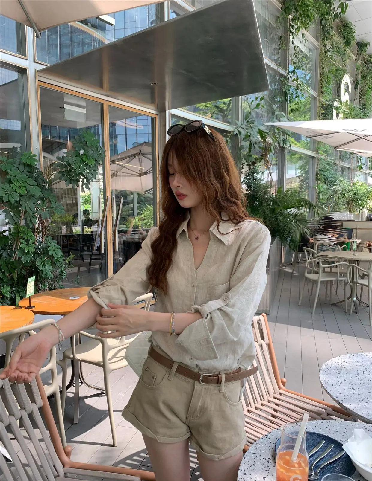 Women Old Money Linen Shirt Lapel V Neck Roll Tab Sleeve Loose Oversized Sun Protection Casual Blouse Summer Tops