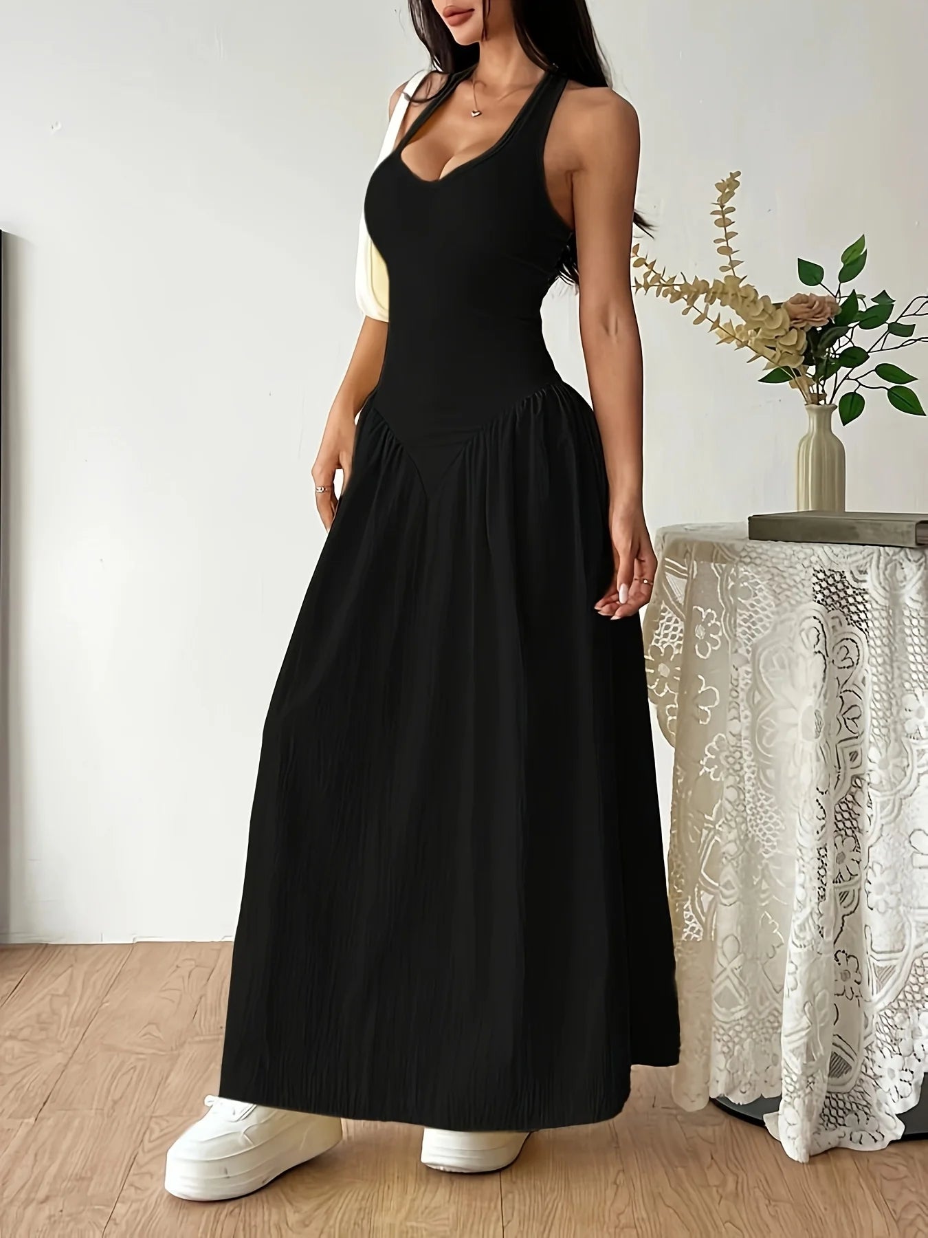 2026Women Yellow Halter Neck Maxi Dress Sleeveless V-Neck Backless A-Line Long Dress Casual Summer Elegant Beach Party Dresses